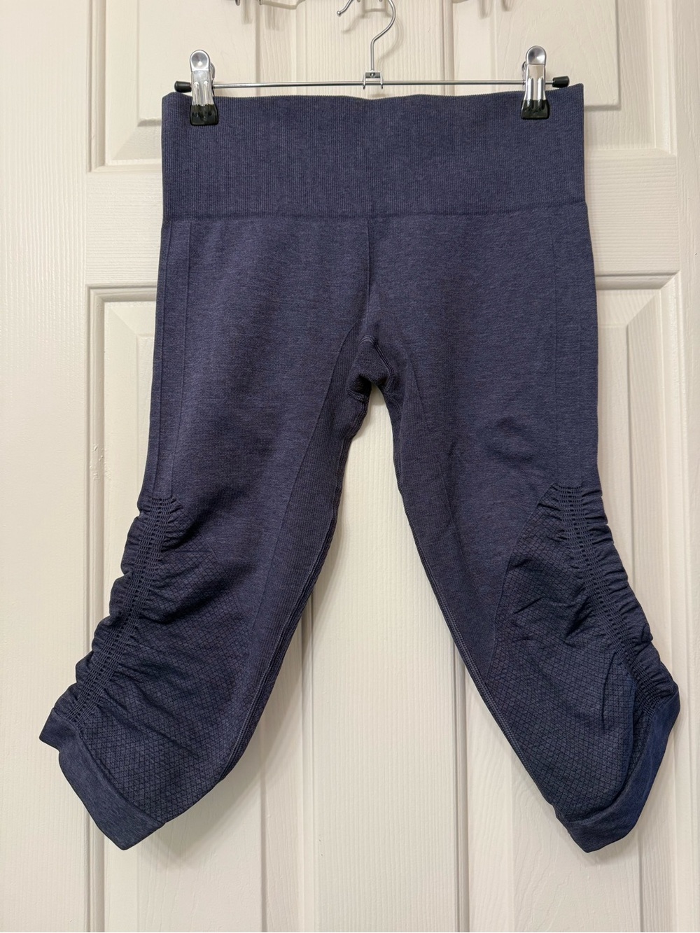 Lululemon athletica Navy Ruched Capri Leggings